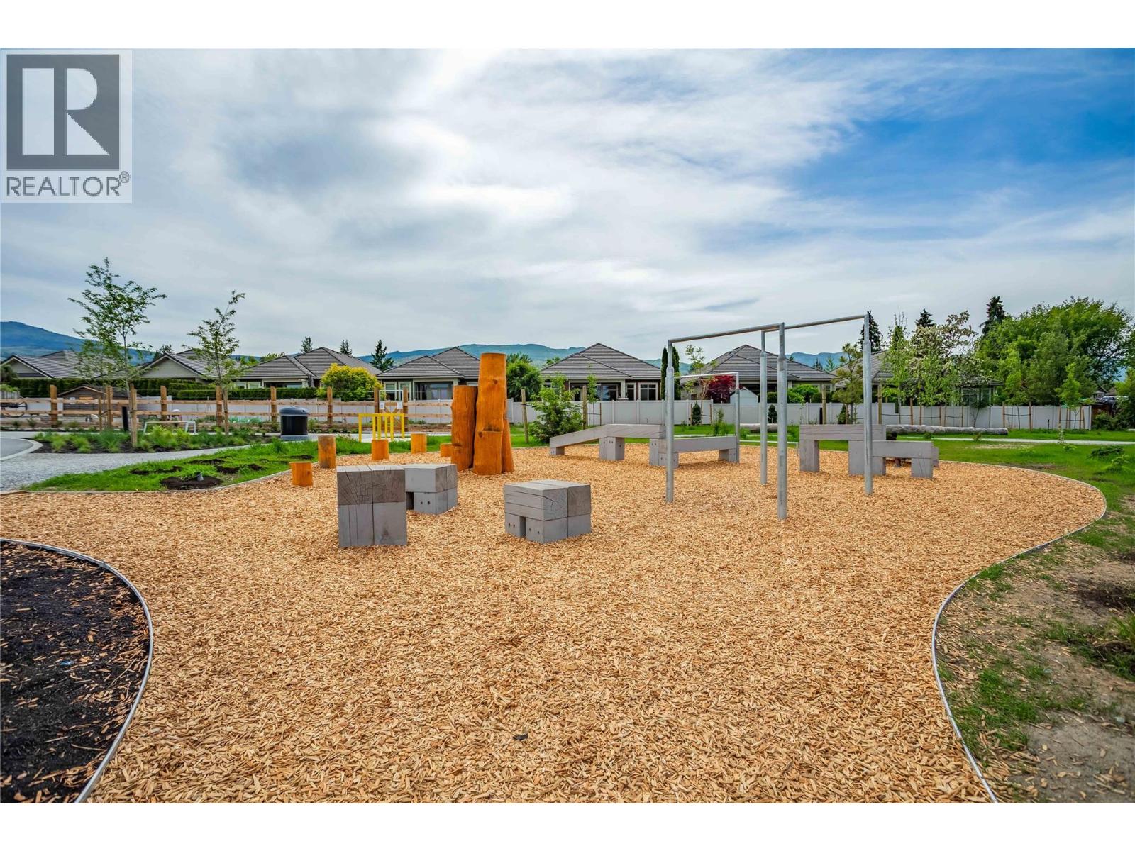 4450 Gordon Drive Unit# 105, Kelowna, British Columbia  V1W 1T1 - Photo 44 - 10377875