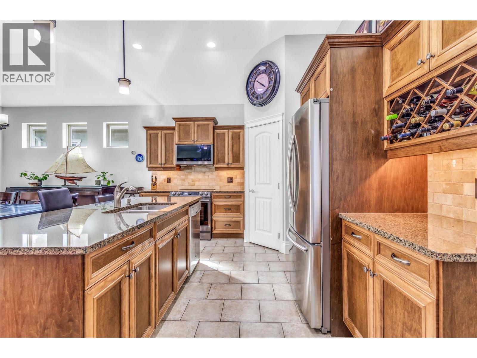 4450 Gordon Drive Unit# 105, Kelowna, British Columbia  V1W 1T1 - Photo 6 - 10377875