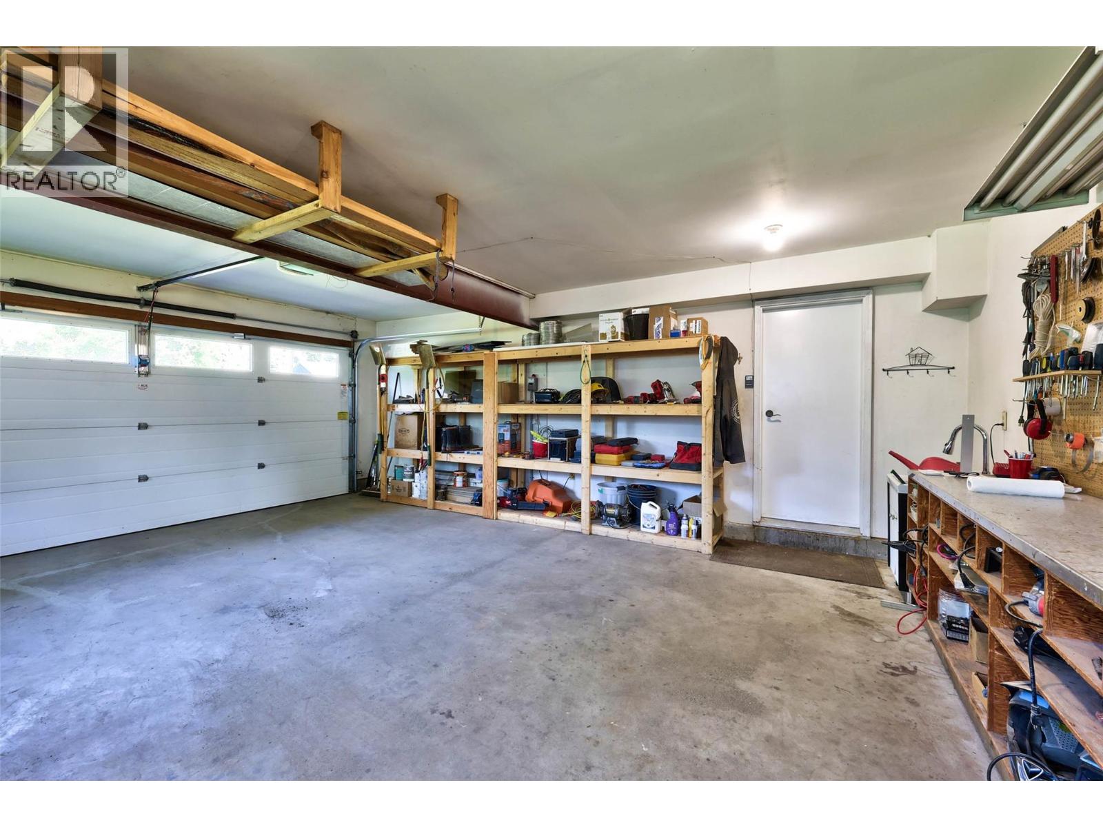 4061 Davie Road, Kamloops, British Columbia  V2H 1K8 - Photo 41 - 10378168