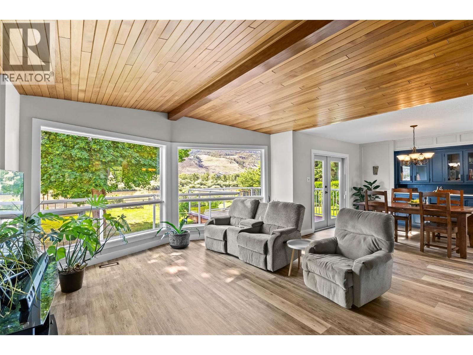 4061 Davie Road, Kamloops, British Columbia  V2H 1K8 - Photo 9 - 10378168