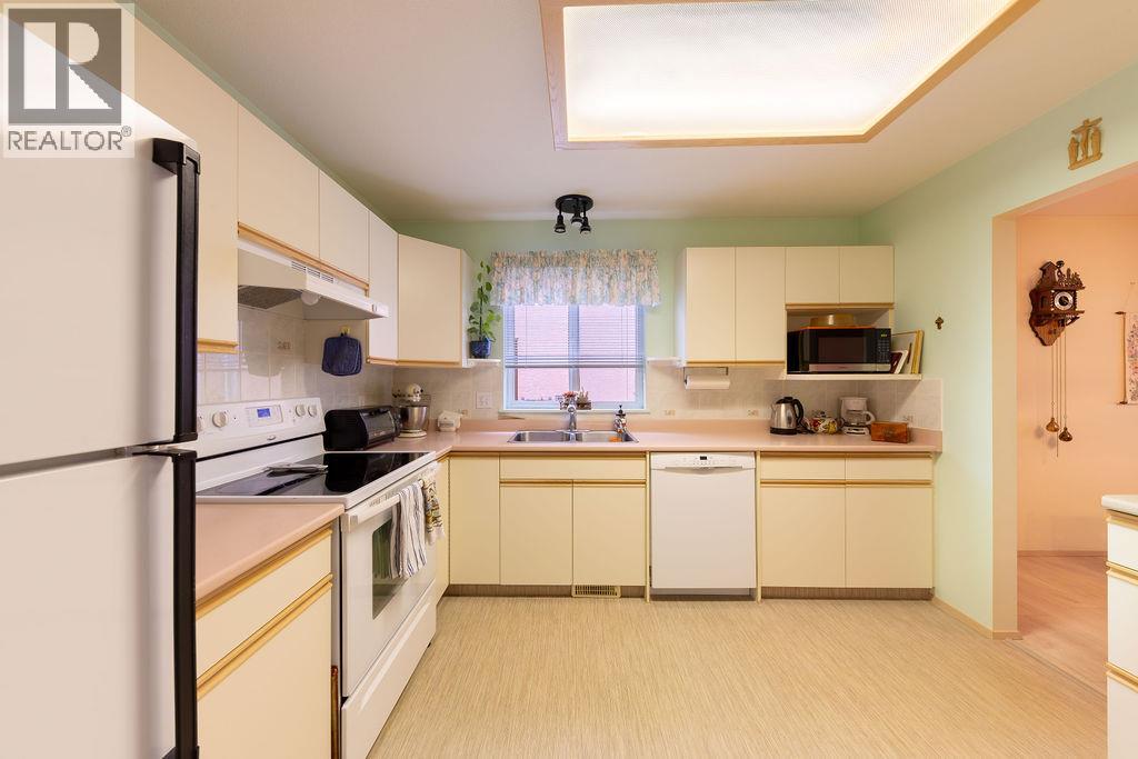 1285 14th Street Unit# 43, Kamloops, British Columbia  V2B 8K9 - Photo 3 - 10377497