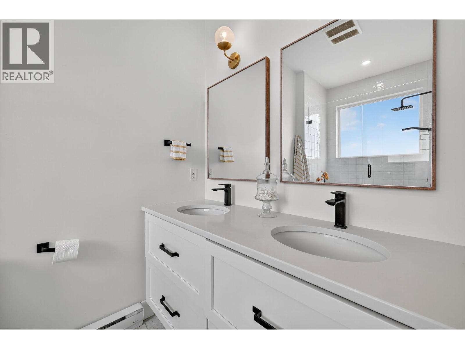 10 Valley Drive, Vernon, British Columbia  V1H 2B4 - Photo 45 - 10377414