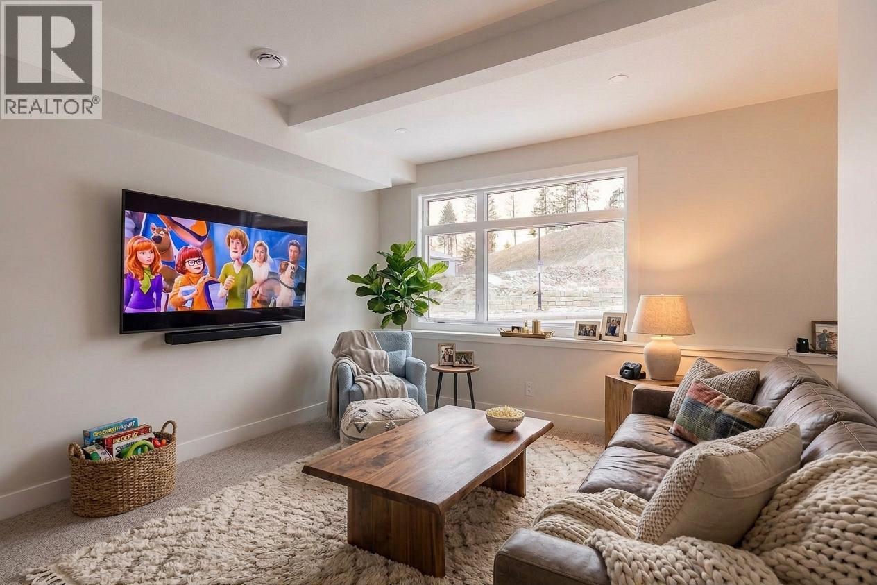 3425 Hilltown Drive Unit# 5, Kelowna, British Columbia  V1V 2B5 - Photo 4 - 10378173