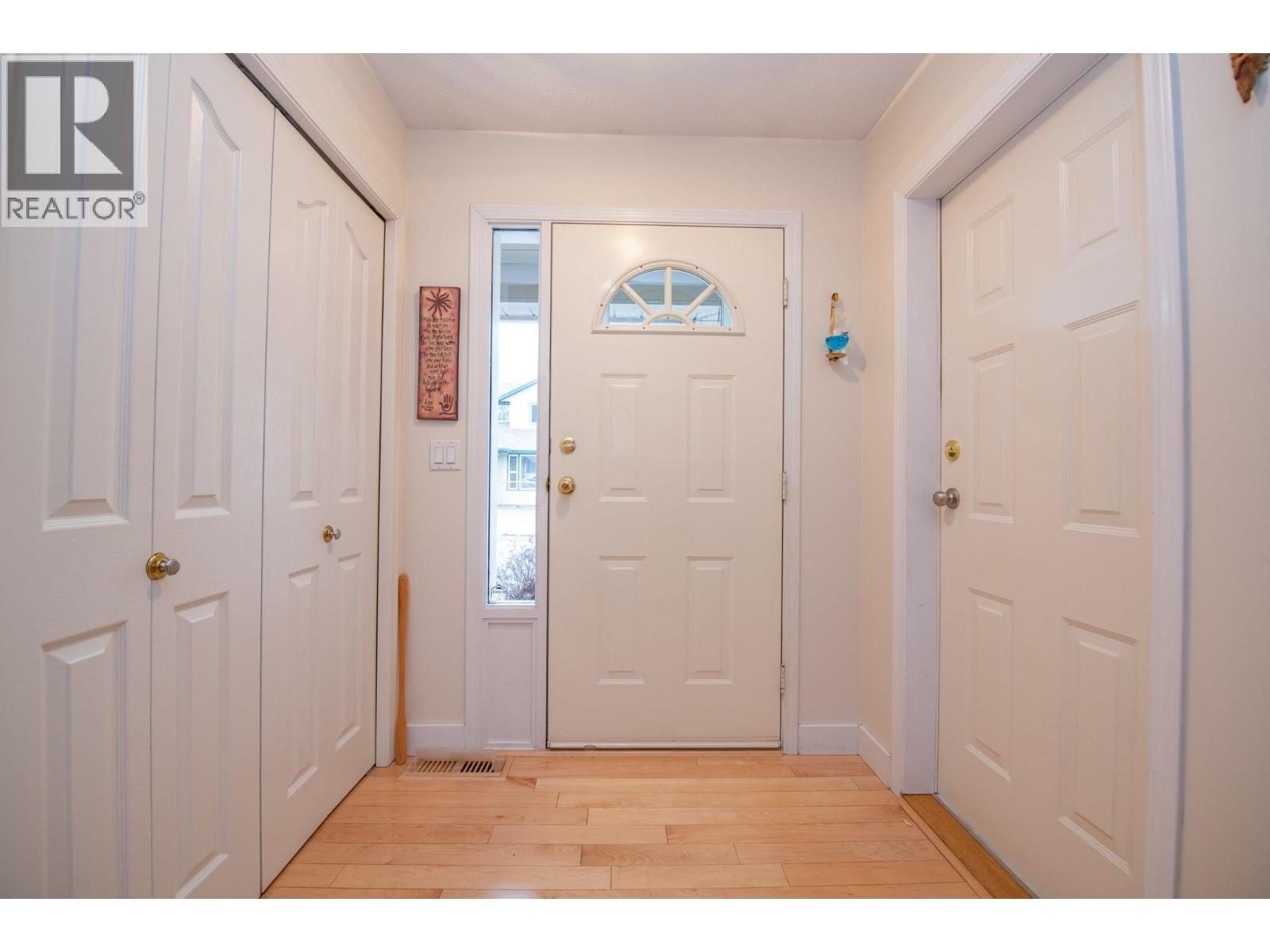 4409 20 Street Unit# 10, Vernon, British Columbia  V1T 4E4 - Photo 4 - 10378119