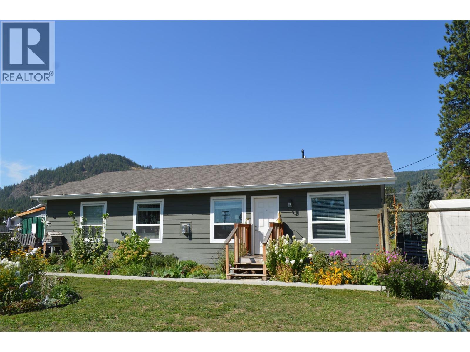 8187 Donaldson Drive, Grand Forks, British Columbia  V0H 1H2 - Photo 1 - 10377705