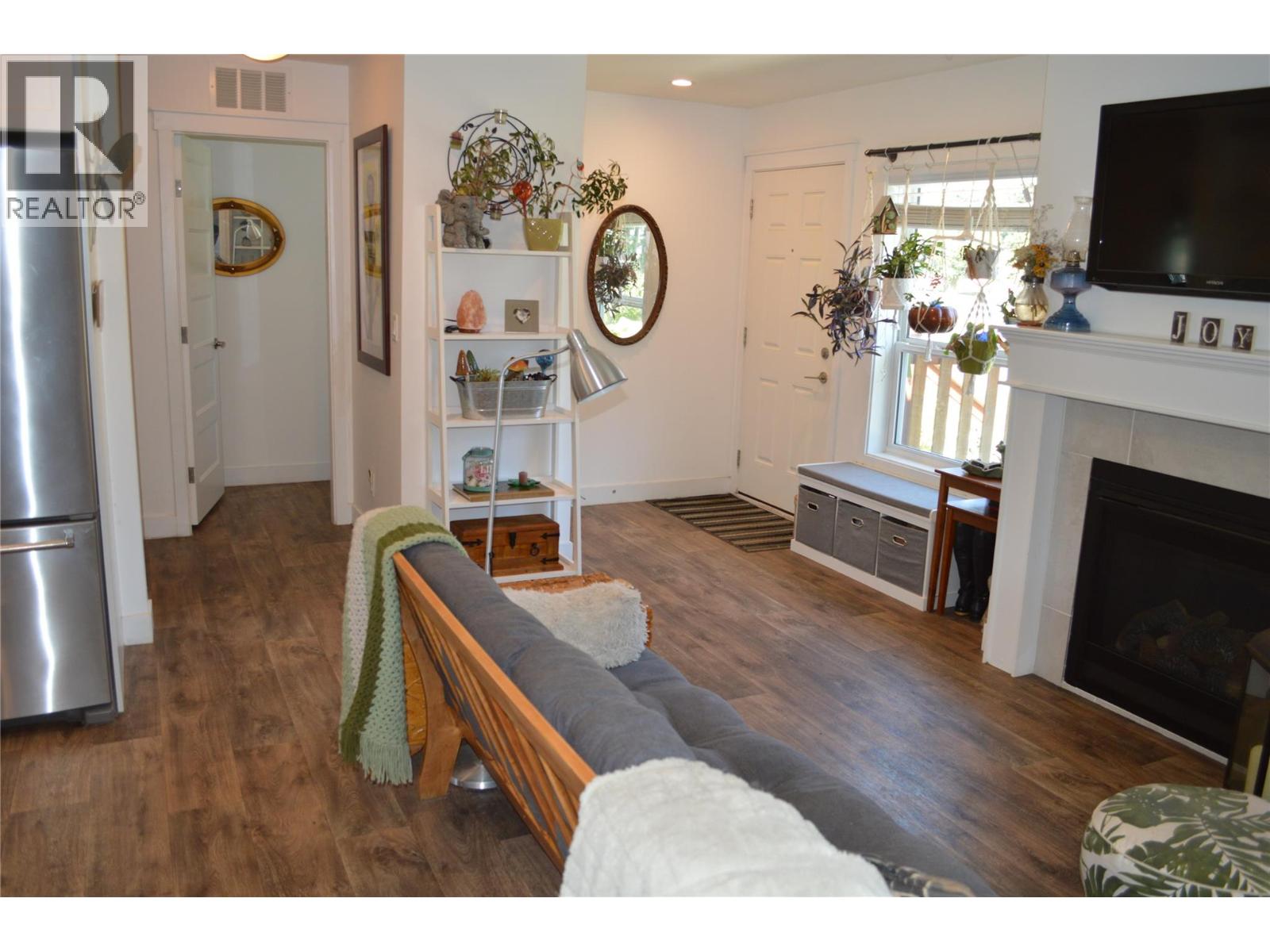 8187 Donaldson Drive, Grand Forks, British Columbia  V0H 1H2 - Photo 17 - 10377705