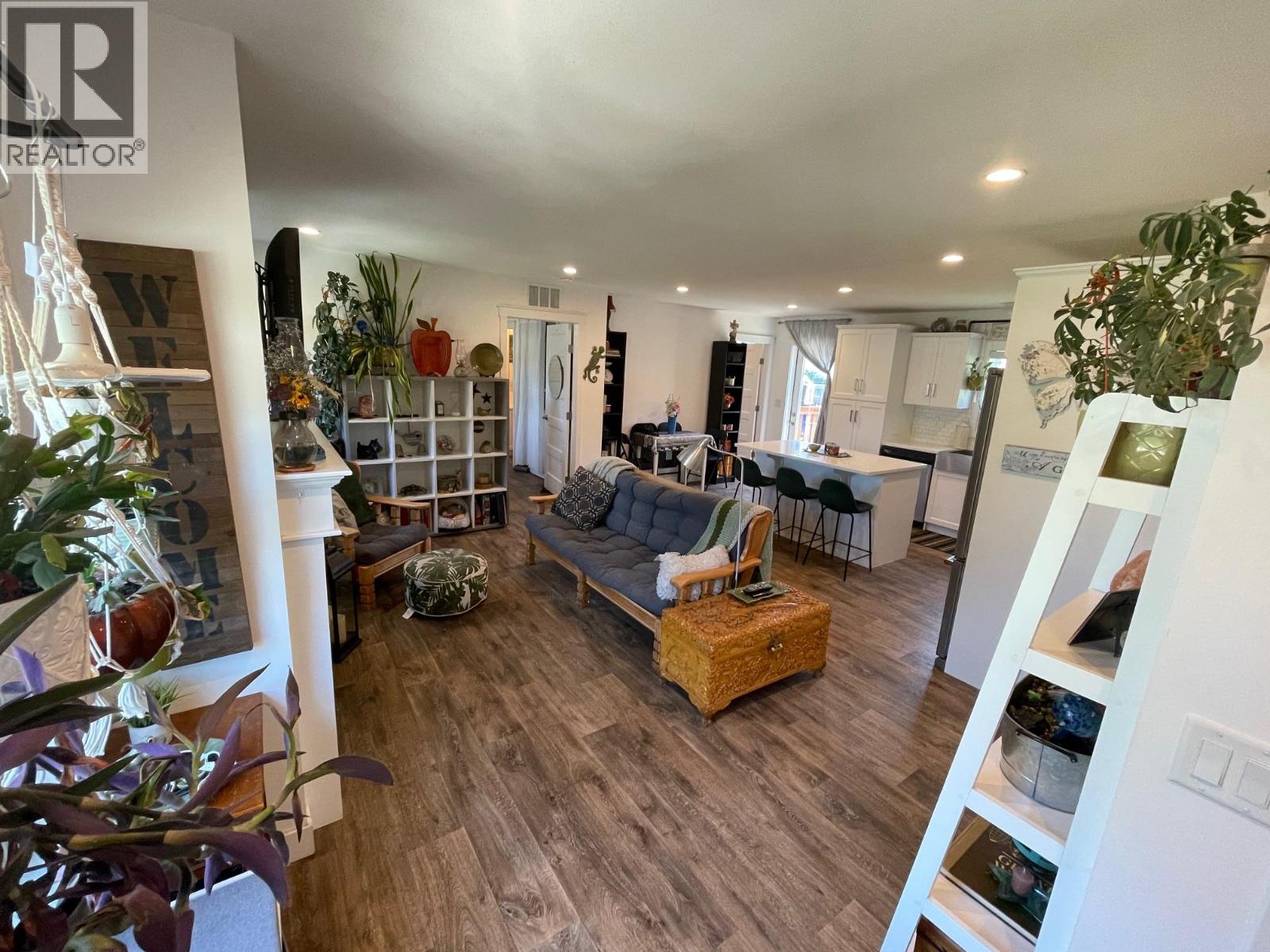 8187 Donaldson Drive, Grand Forks, British Columbia  V0H 1H2 - Photo 19 - 10377705