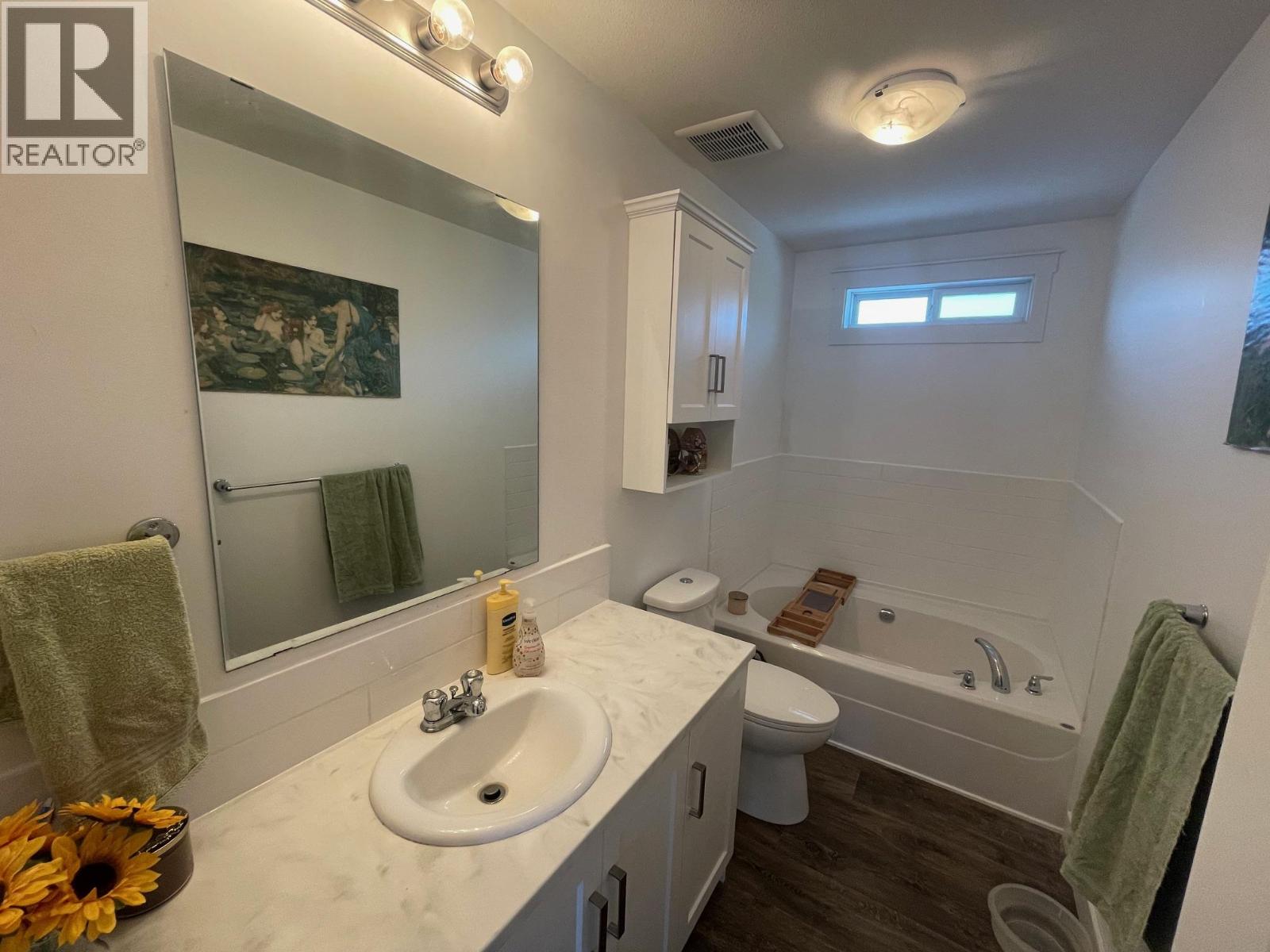 8187 Donaldson Drive, Grand Forks, British Columbia  V0H 1H2 - Photo 26 - 10377705