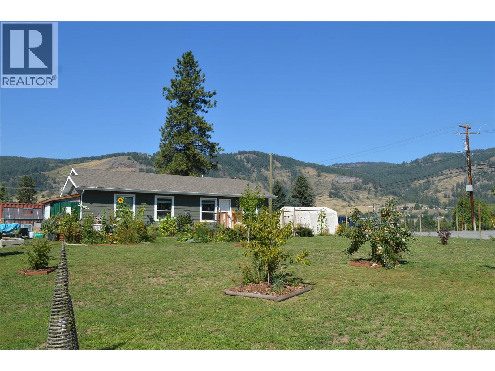 8187 Donaldson Drive, Grand Forks, British Columbia  V0H 1H2 - Photo 3 - 10377705