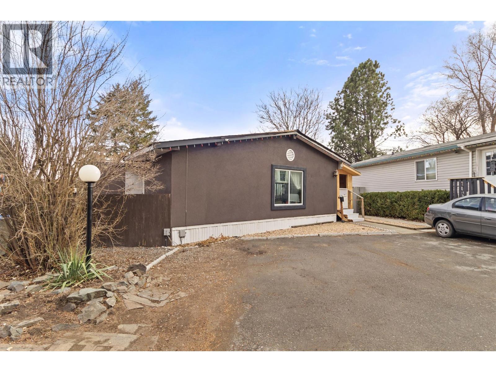 2401 Ord Road Unit# 105, Kamloops, British Columbia  V2B 7V8 - Photo 1 - 10378184