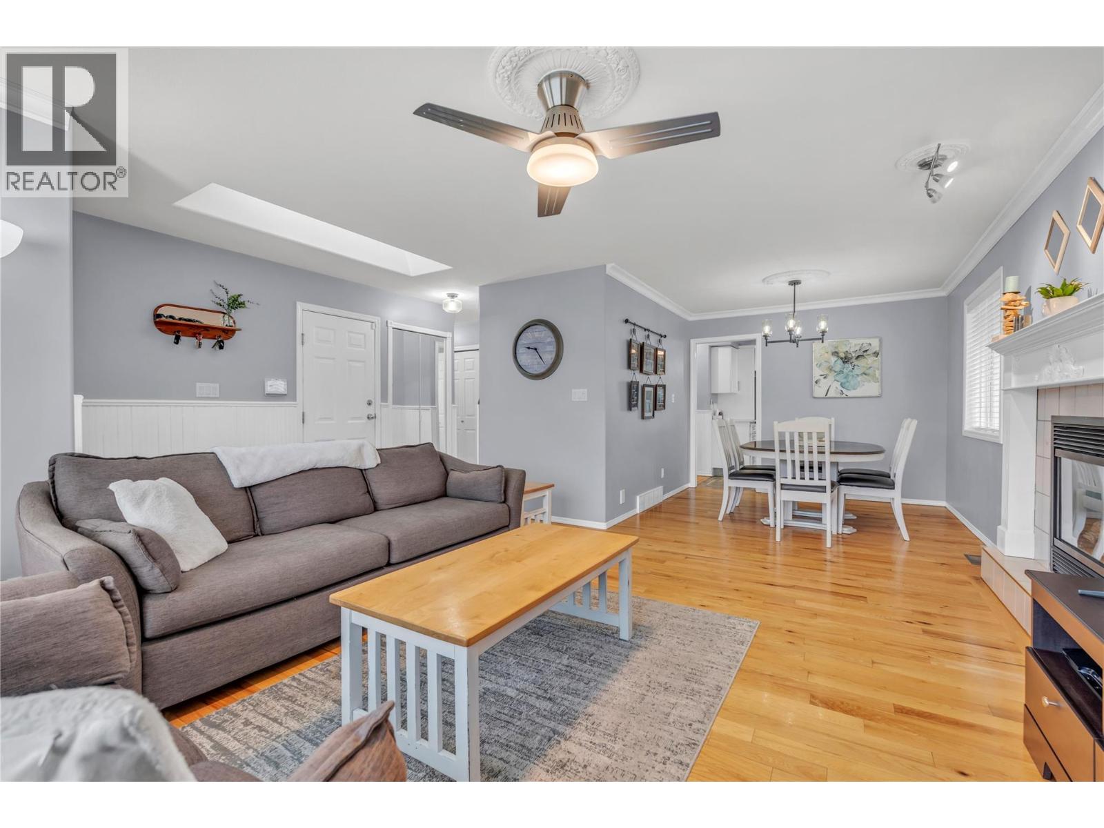 119 Huth Avenue, Penticton, British Columbia  V2A 2Z7 - Photo 3 - 10378151