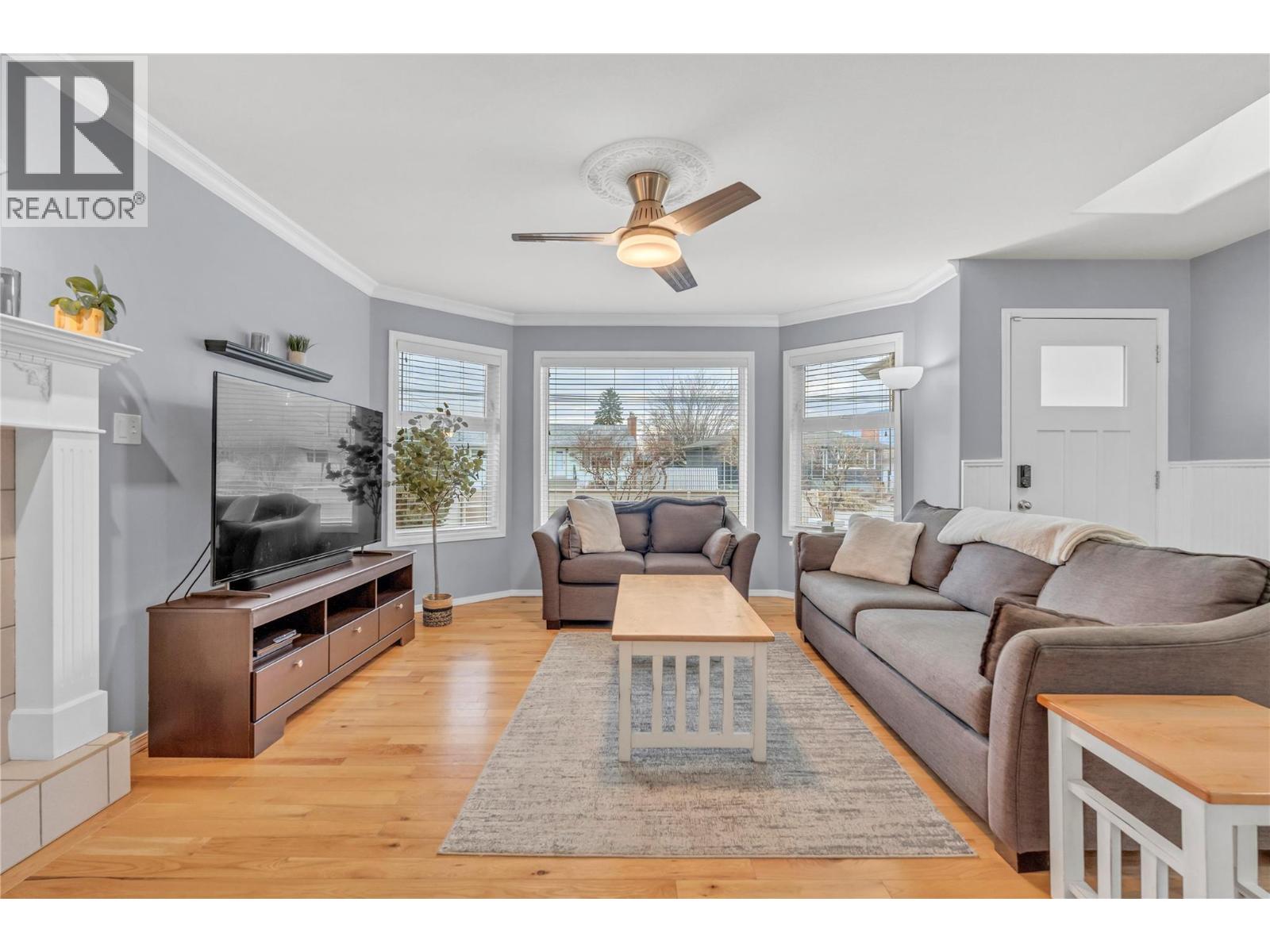 119 Huth Avenue, Penticton, British Columbia  V2A 2Z7 - Photo 4 - 10378151