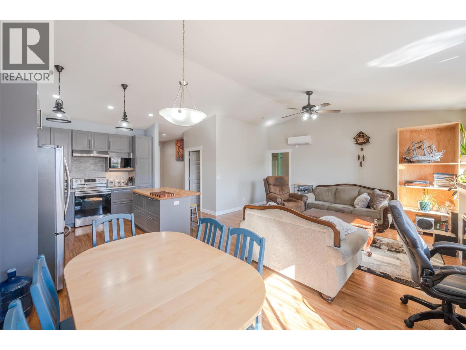 6865 Mountainview Drive, Oliver, British Columbia  V0H 1T4 - Photo 9 - 10378093