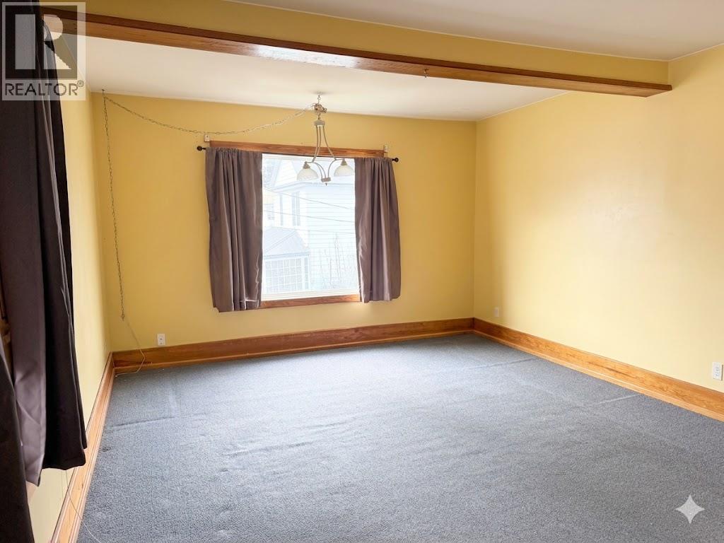 229 9th Avenue S, Cranbrook, British Columbia  V1C 2M4 - Photo 10 - 10378074