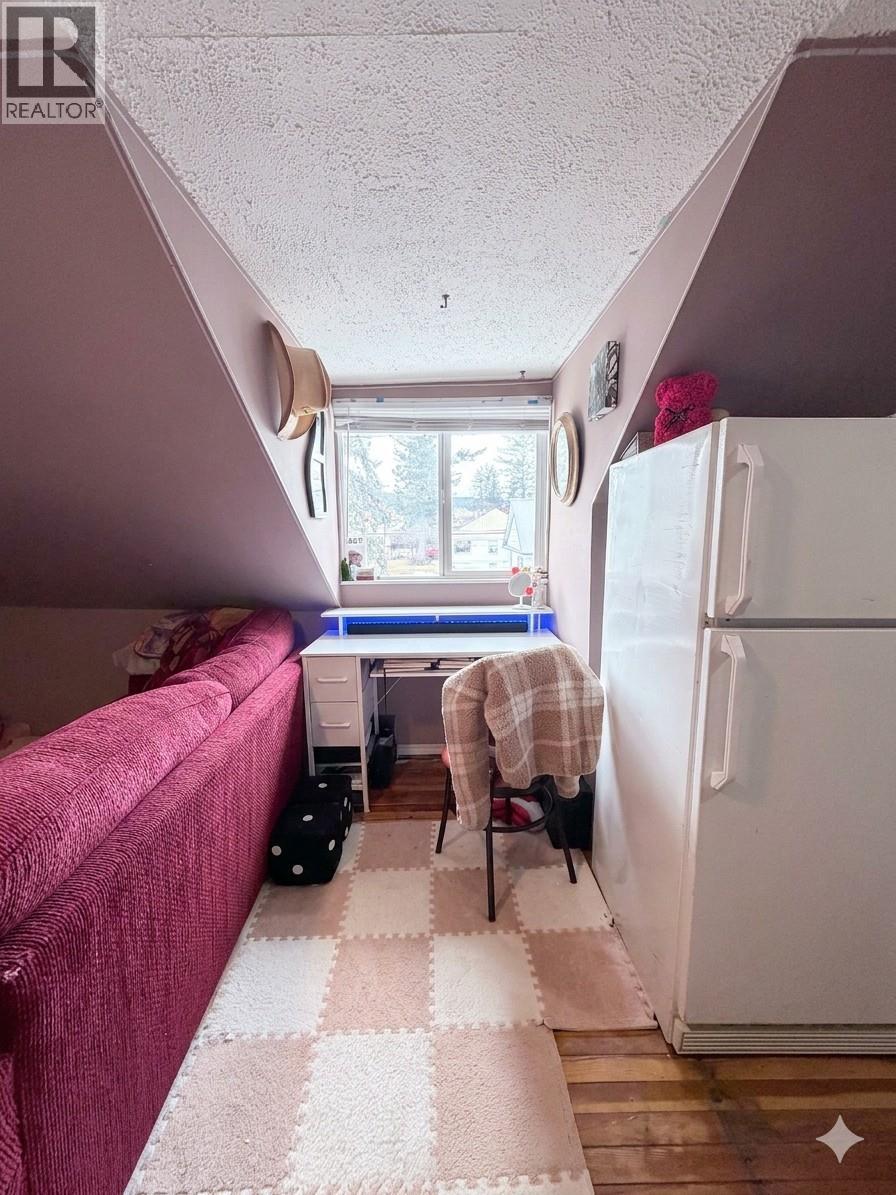 229 9th Avenue S, Cranbrook, British Columbia  V1C 2M4 - Photo 26 - 10378074