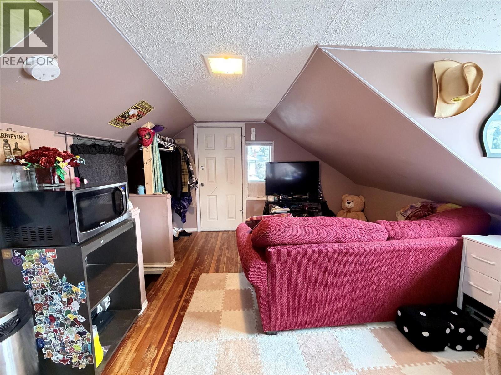 229 9th Avenue S, Cranbrook, British Columbia  V1C 2M4 - Photo 27 - 10378074