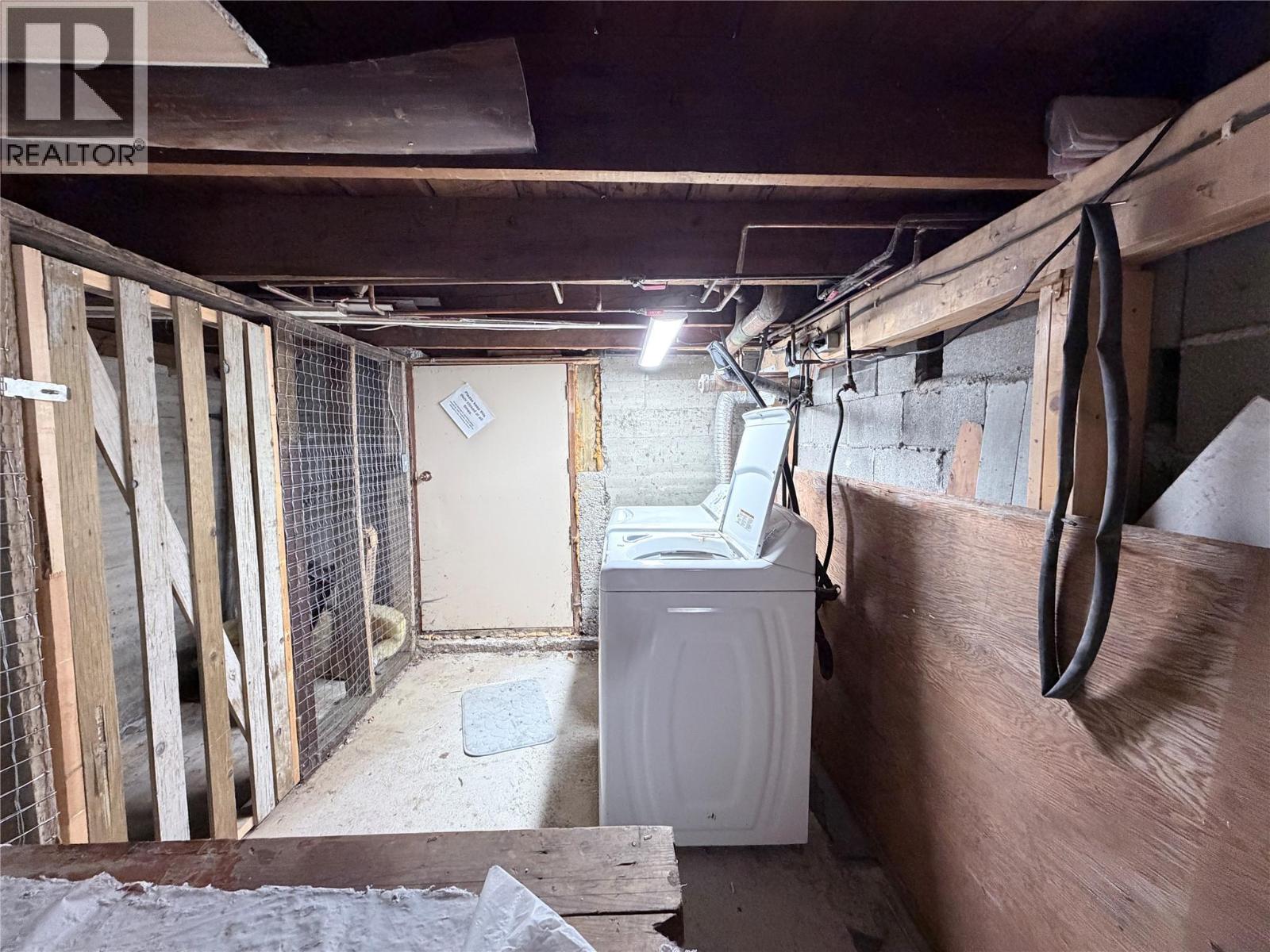 229 9th Avenue S, Cranbrook, British Columbia  V1C 2M4 - Photo 32 - 10378074