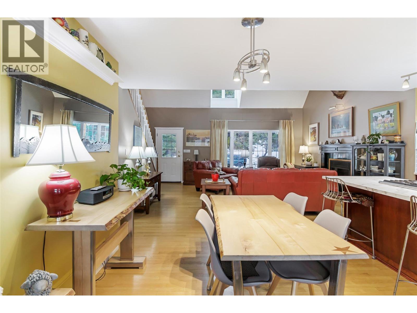 1820 Illecillewaet Road, Revelstoke, British Columbia  V0E 2S0 - Photo 19 - 10377642