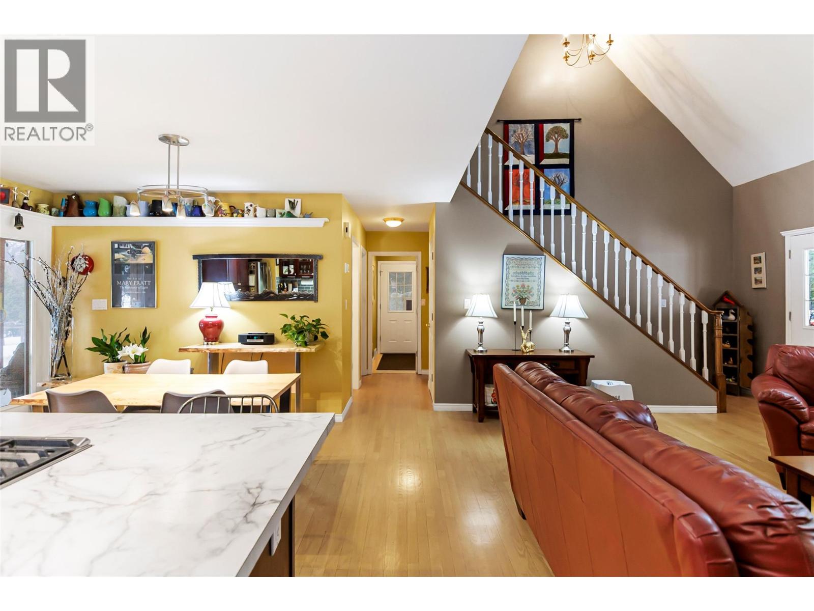 1820 Illecillewaet Road, Revelstoke, British Columbia  V0E 2S0 - Photo 21 - 10377642