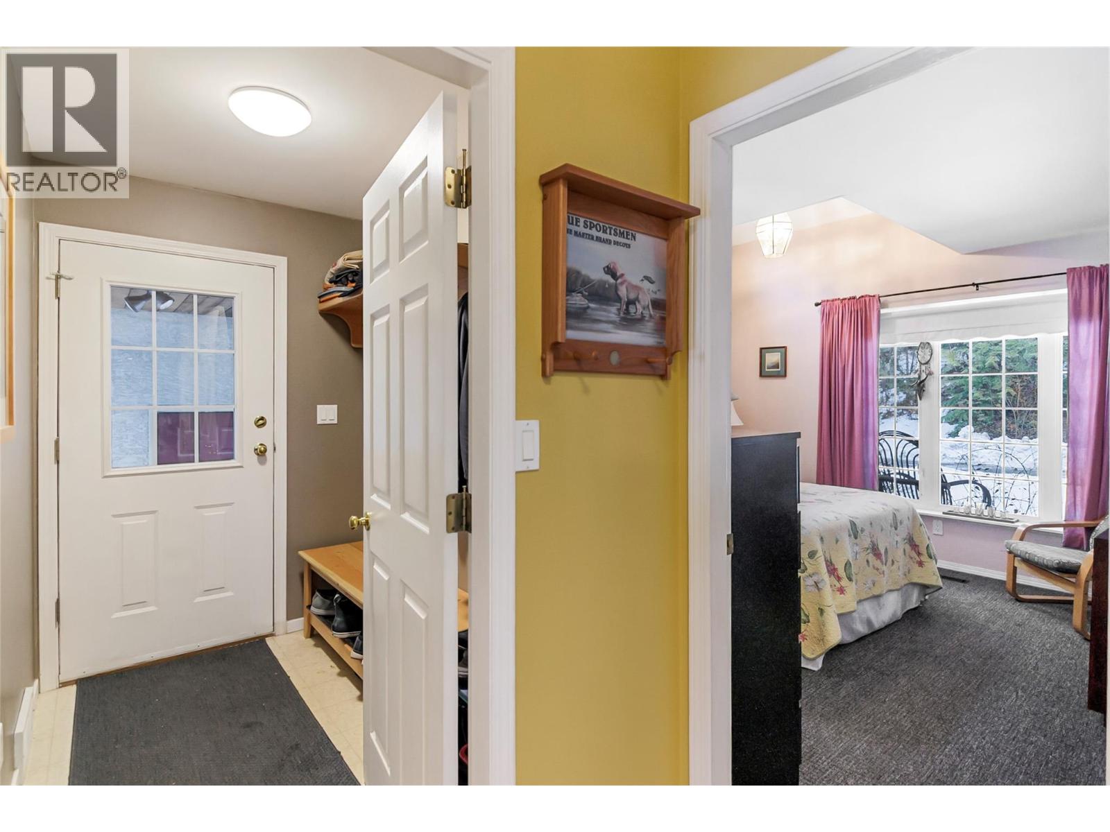 1820 Illecillewaet Road, Revelstoke, British Columbia  V0E 2S0 - Photo 32 - 10377642