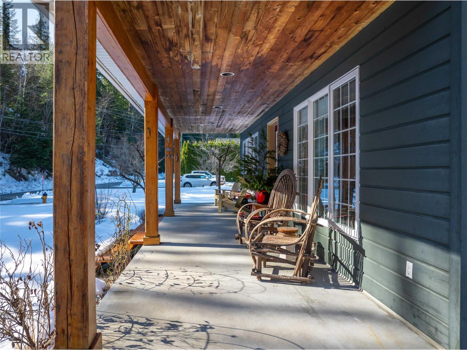 1820 Illecillewaet Road, Revelstoke, British Columbia  V0E 2S0 - Photo 47 - 10377642