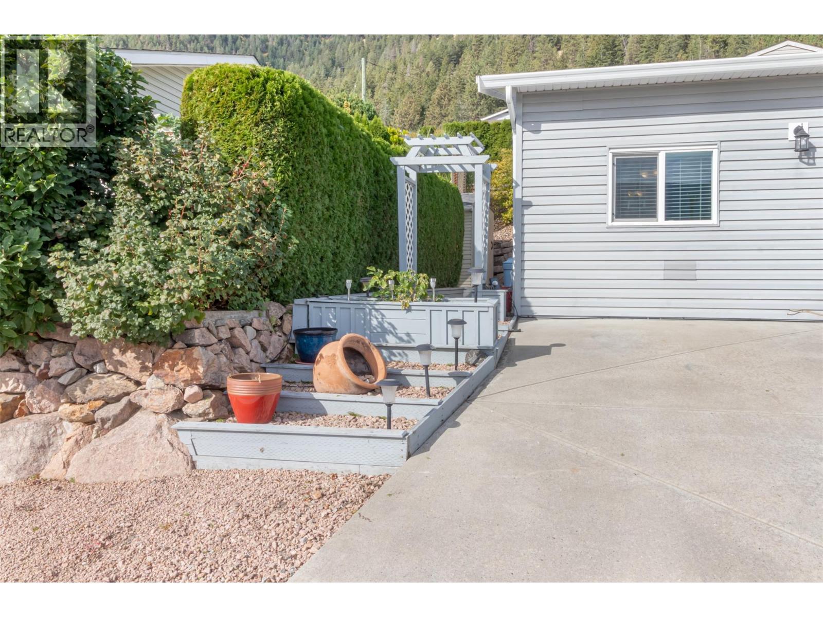 17610 Rawsthorne Road Unit# 25, Lake Country, British Columbia  V4V 2K2 - Photo 6 - 10377296