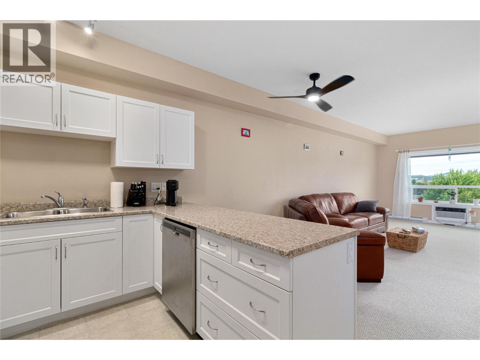 770 Rutland Road Unit# 401, Kelowna, British Columbia  V1X 3B7 - Photo 8 - 10377715