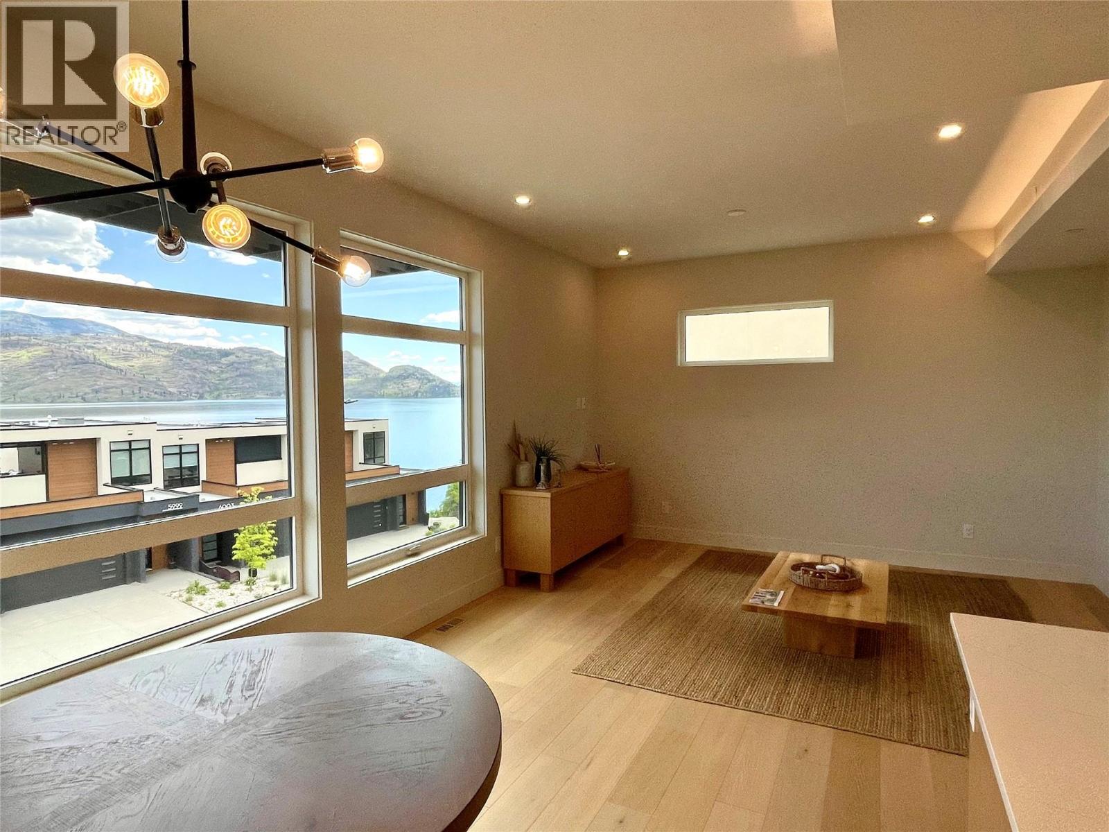 5992 Princess Street, Peachland, British Columbia  V0H 1X7 - Photo 14 - 10377591