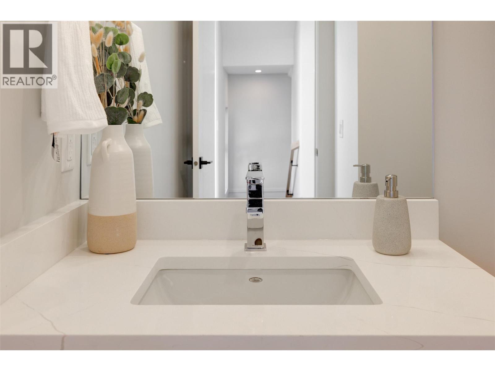 5992 Princess Street, Peachland, British Columbia  V0H 1X7 - Photo 23 - 10377591