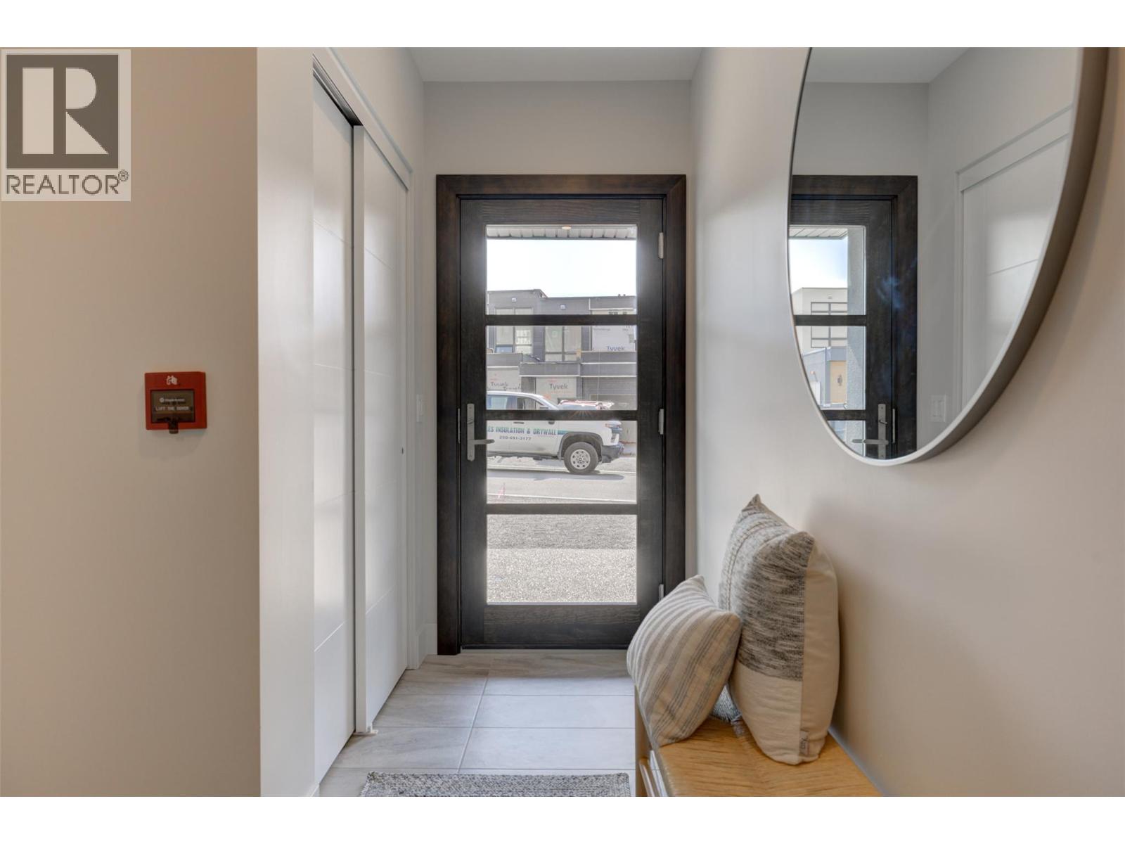 5992 Princess Street, Peachland, British Columbia  V0H 1X7 - Photo 32 - 10377591