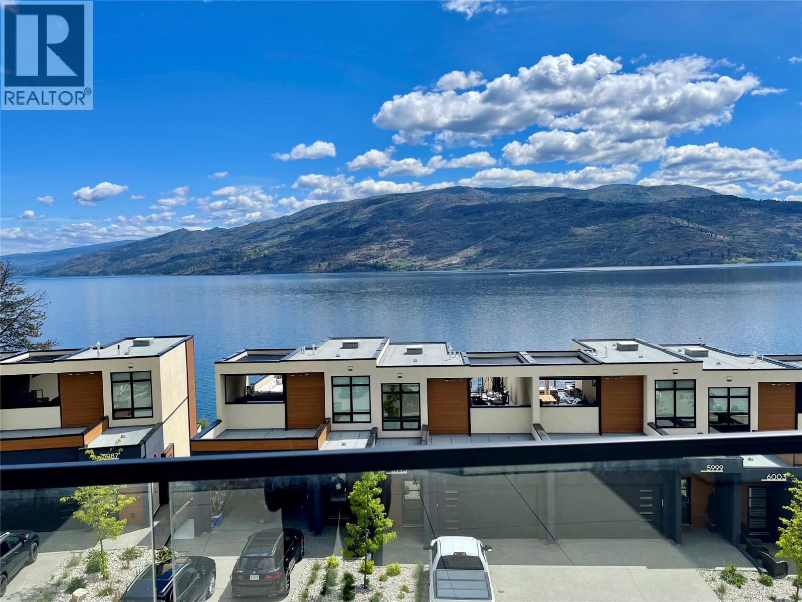 5992 Princess Street, Peachland, British Columbia  V0H 1X7 - Photo 4 - 10377591