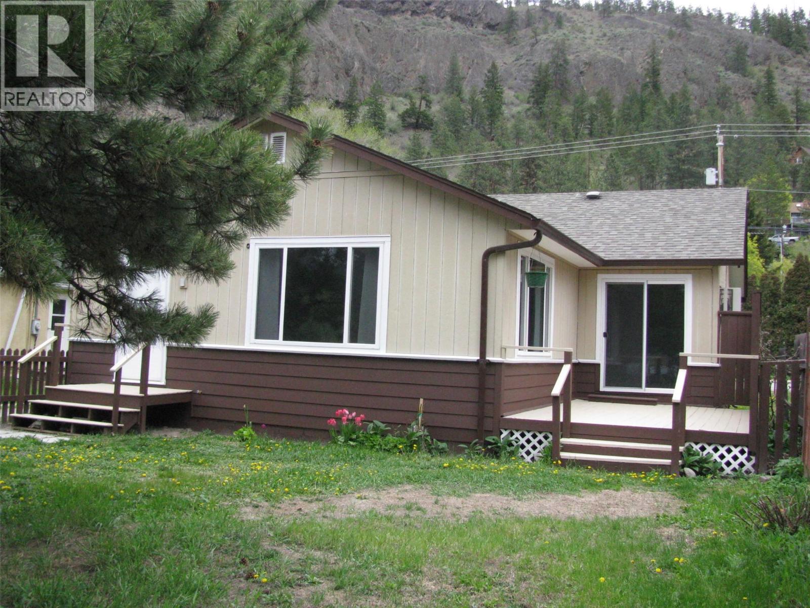 11018 Victoria Road S, Summerland, British Columbia  V0H 1Z2 - Photo 1 - 10378208