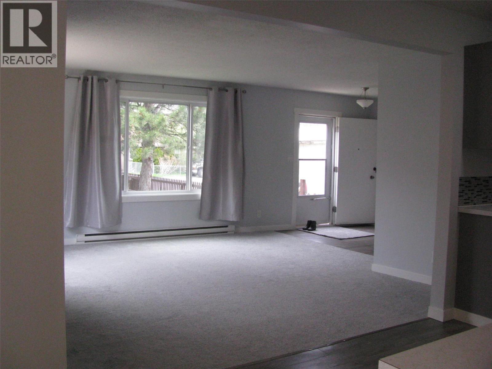 11018 Victoria Road S, Summerland, British Columbia  V0H 1Z2 - Photo 2 - 10378208