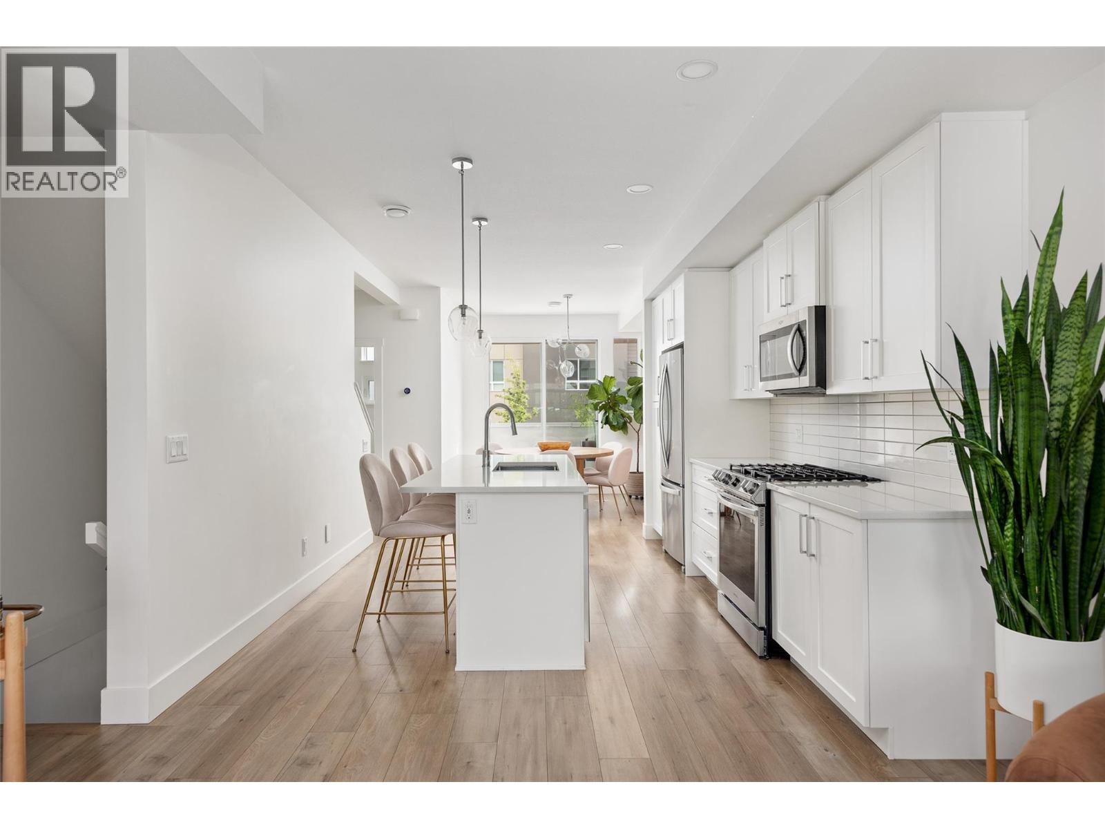 720 Valley Road Unit# 4, Kelowna, British Columbia  V1V 0E1 - Photo 6 - 10377754