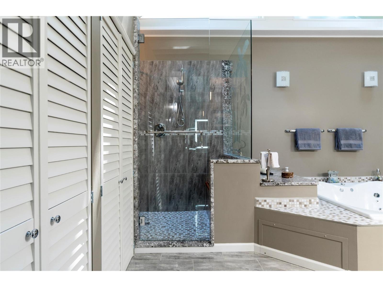 1047 Wharf Road, Scotch Creek, British Columbia  V0E 1M5 - Photo 22 - 10377623