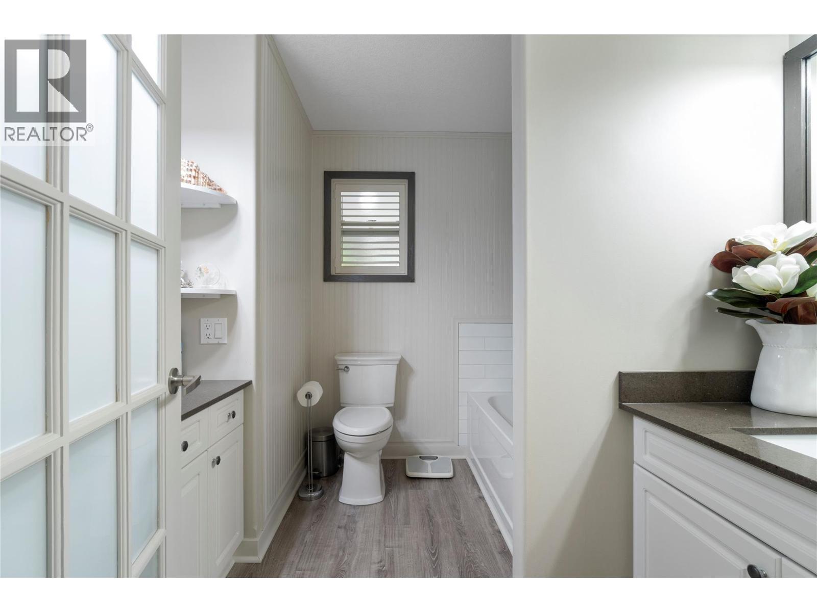 1047 Wharf Road, Scotch Creek, British Columbia  V0E 1M5 - Photo 24 - 10377623