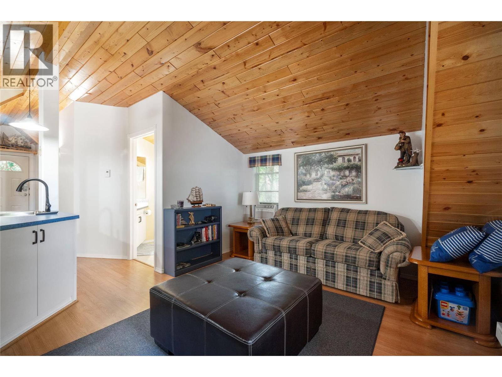 1047 Wharf Road, Scotch Creek, British Columbia  V0E 1M5 - Photo 31 - 10377623