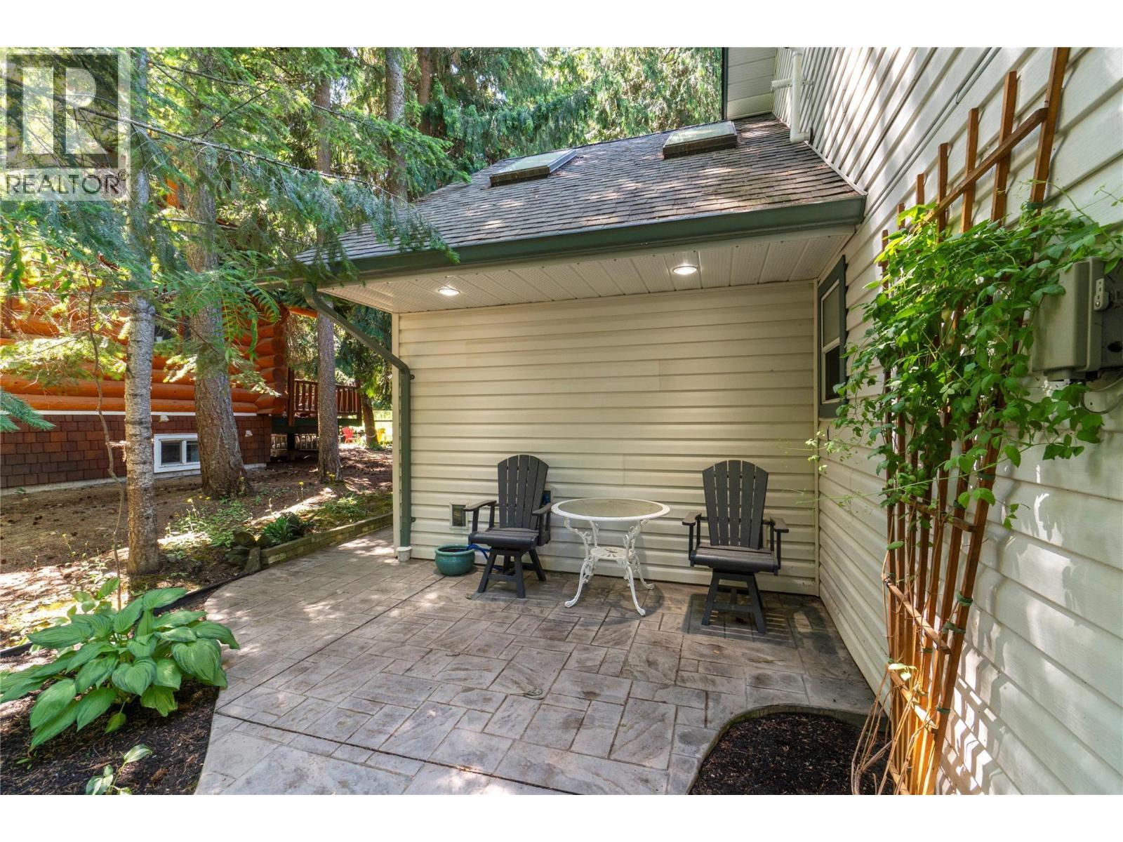 1047 Wharf Road, Scotch Creek, British Columbia  V0E 1M5 - Photo 38 - 10377623