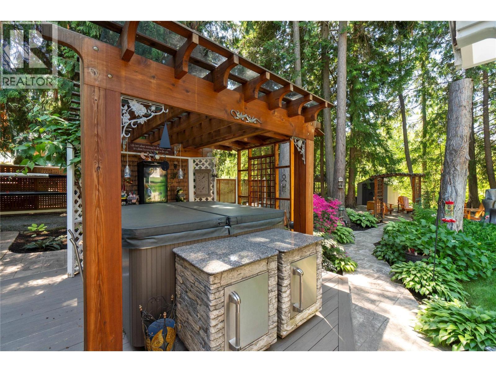 1047 Wharf Road, Scotch Creek, British Columbia  V0E 1M5 - Photo 39 - 10377623