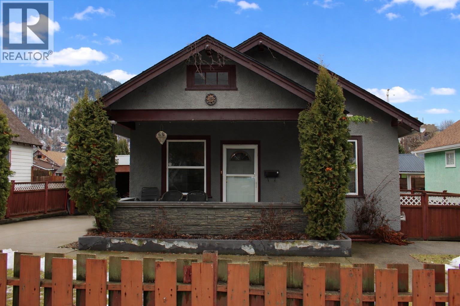 1360 Second Avenue, Trail, British Columbia  V1R 6P6 - Photo 1 - 10377084