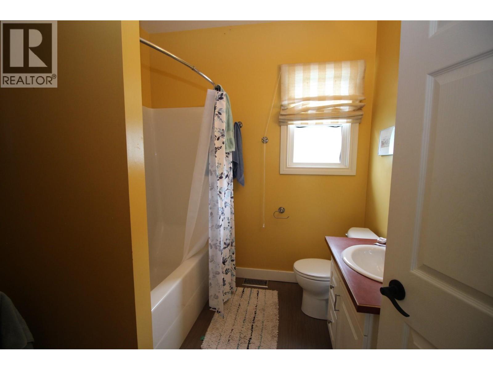 1360 Second Avenue, Trail, British Columbia  V1R 6P6 - Photo 17 - 10377084