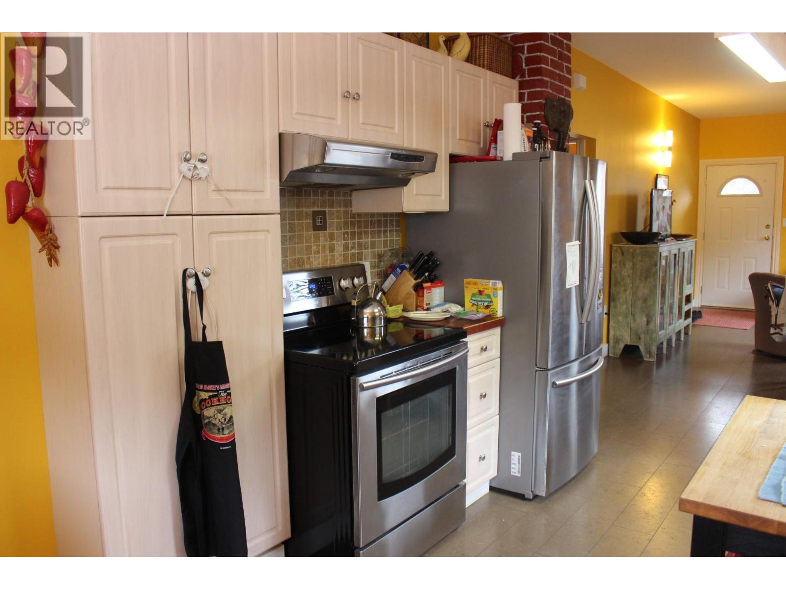 1360 Second Avenue, Trail, British Columbia  V1R 6P6 - Photo 26 - 10377084