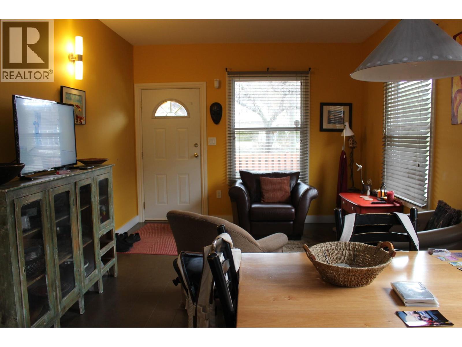 1360 Second Avenue, Trail, British Columbia  V1R 6P6 - Photo 5 - 10377084