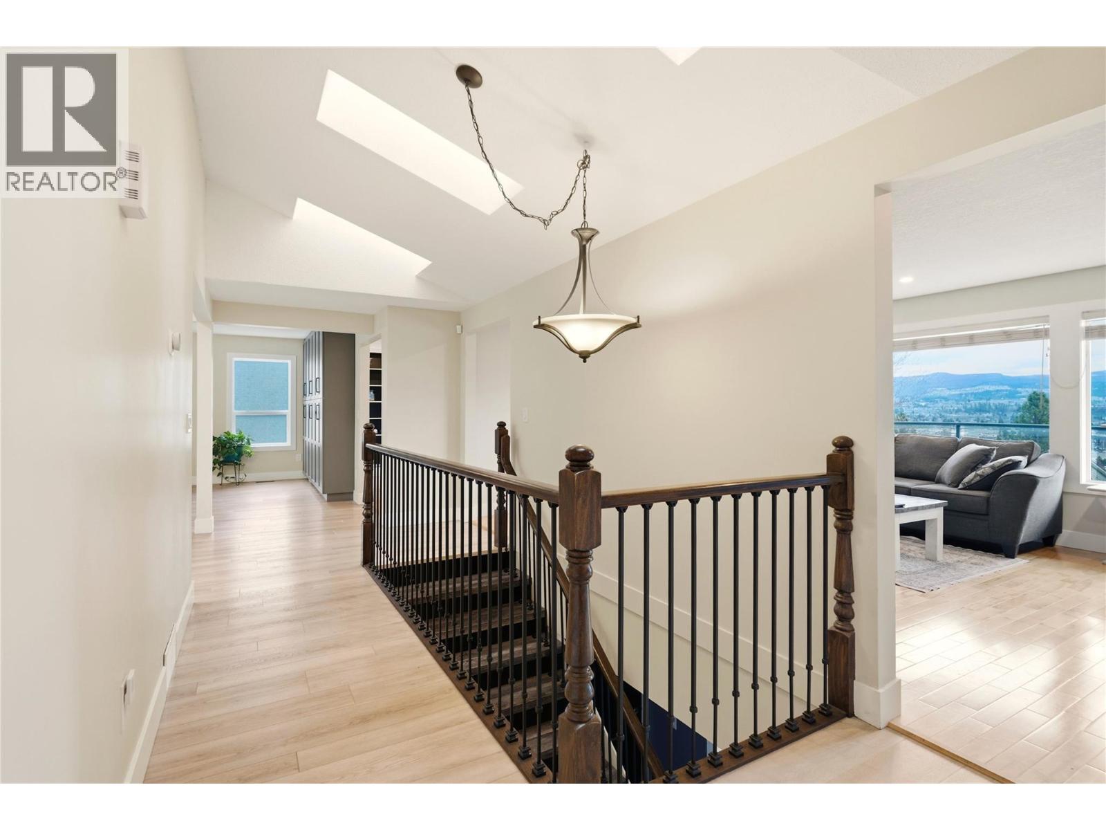 2218 Omineca Place, Kelowna, British Columbia  V1V 1H7 - Photo 16 - 10376786
