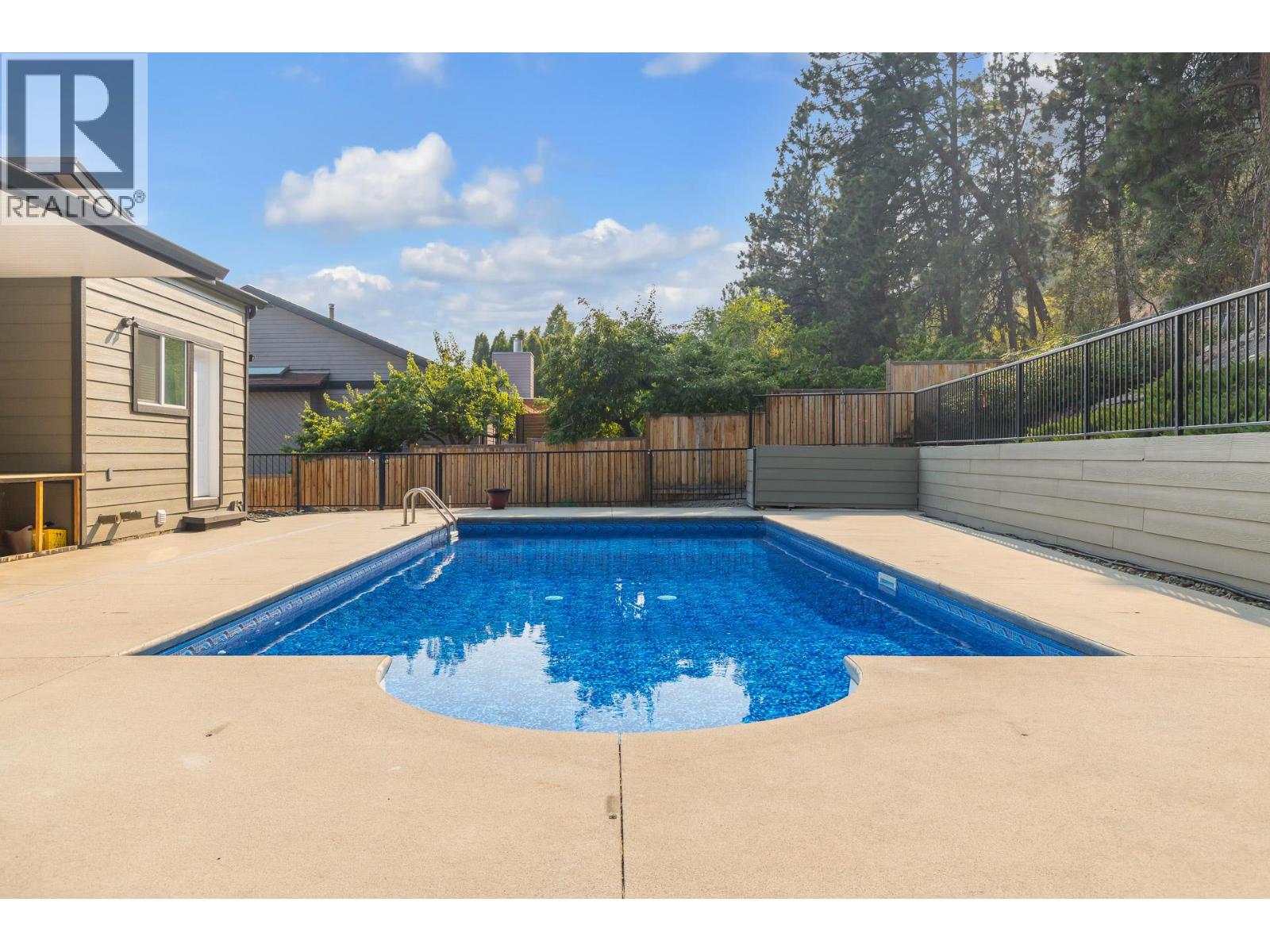 2218 Omineca Place, Kelowna, British Columbia  V1V 1H7 - Photo 5 - 10376786