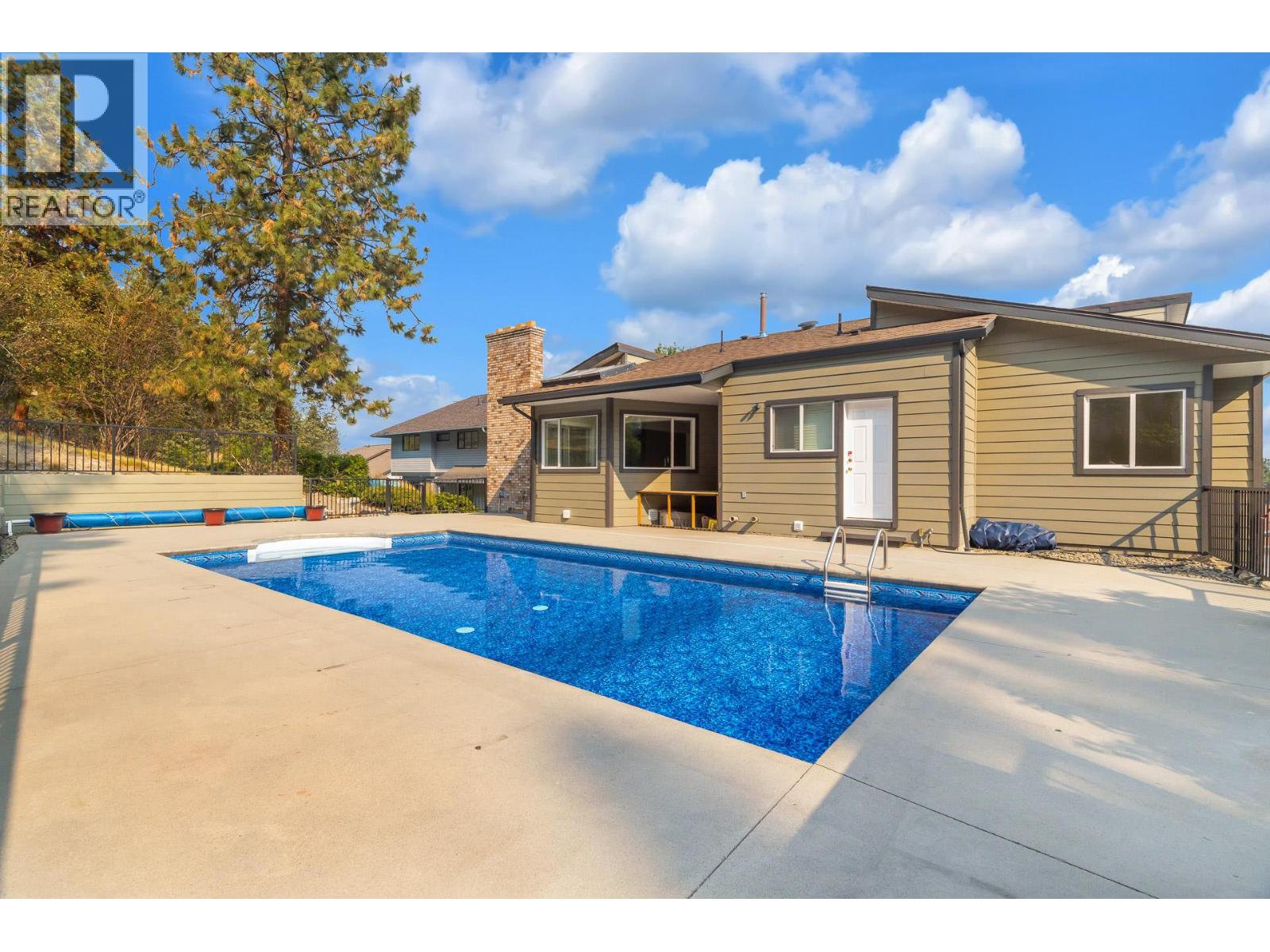 2218 Omineca Place, Kelowna, British Columbia  V1V 1H7 - Photo 7 - 10376786