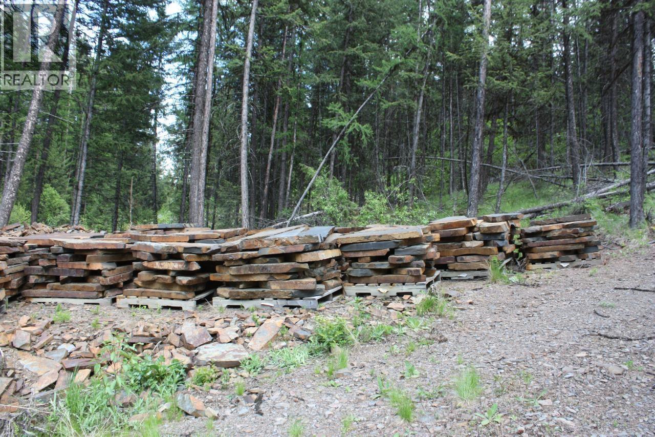 Ml 1027410 Fassifern Fs Road, Cranbrook, British Columbia  V1C 6T3 - Photo 9 - 10378226