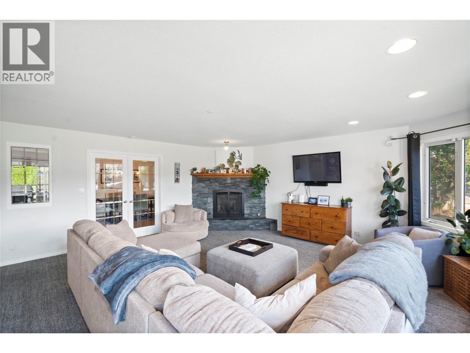 111 Roy Avenue, Penticton, British Columbia  V2A 3M8 - Photo 10 - 10378187