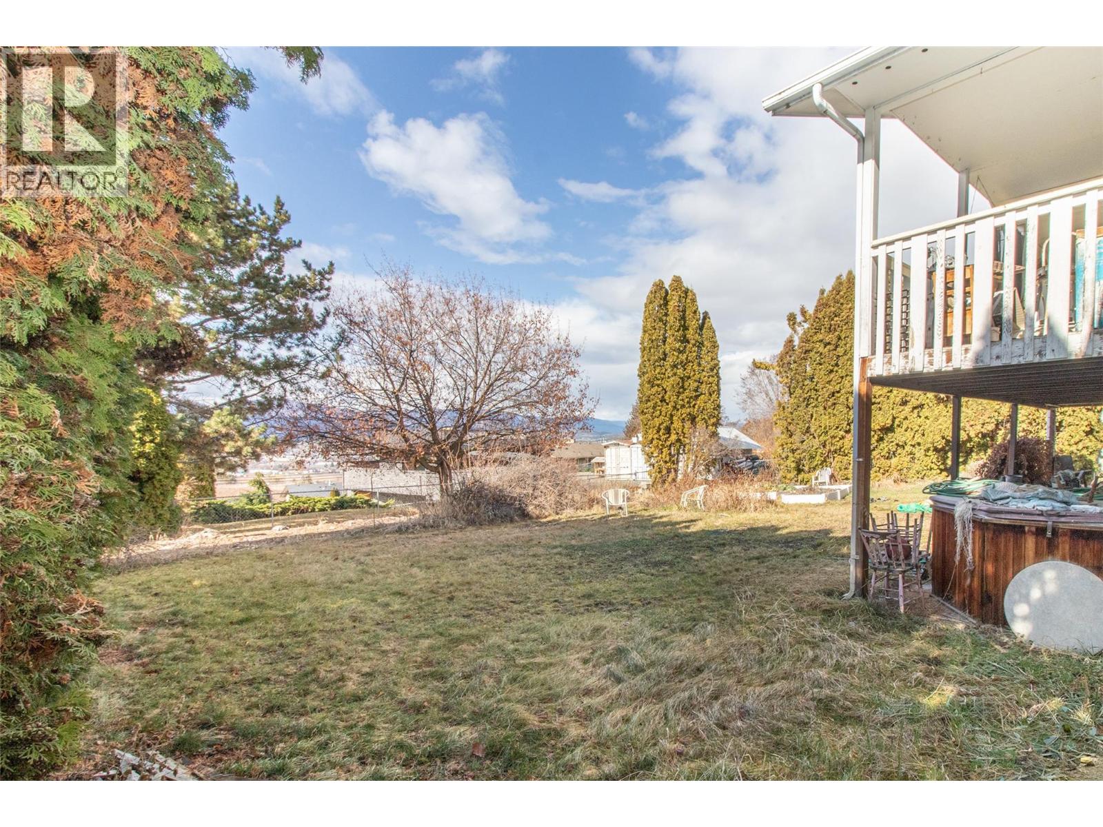 1150 Graf Road, Kelowna, British Columbia  V1Y 7R1 - Photo 3 - 10378163
