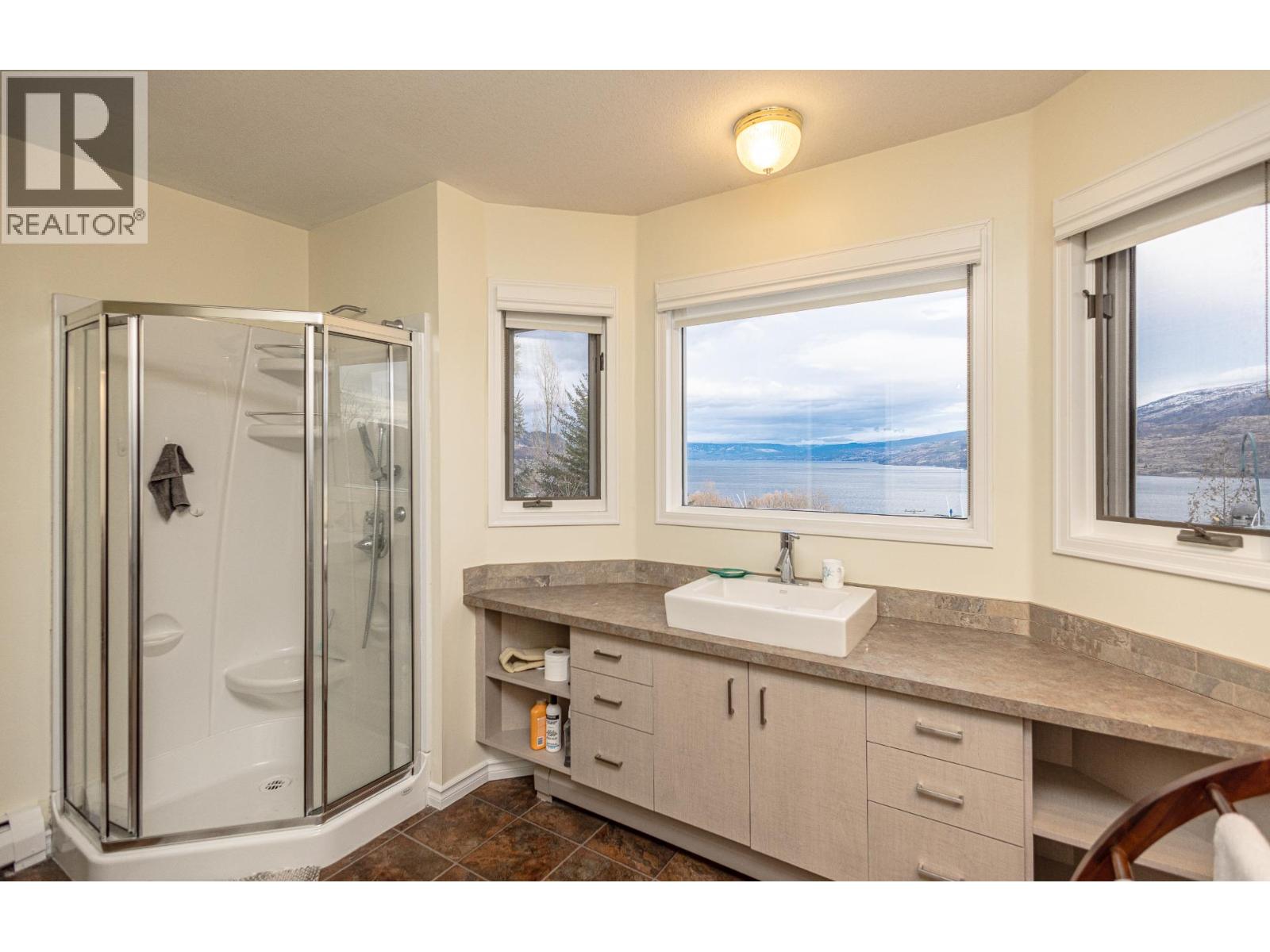 6063 Beatrice Road, Peachland, British Columbia  V0H 1X4 - Photo 26 - 10378149